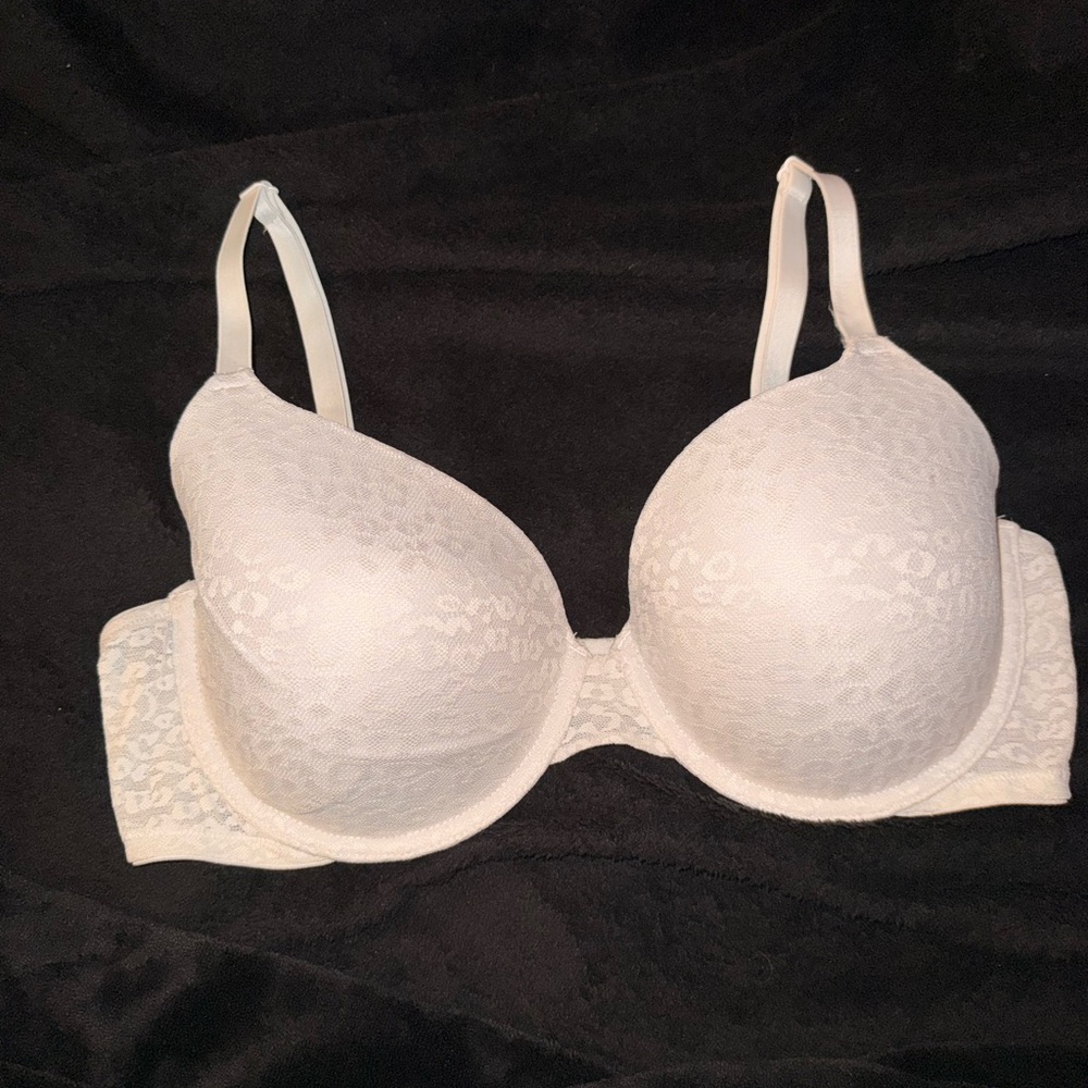 VS PINK white cheetah lace 38D bra